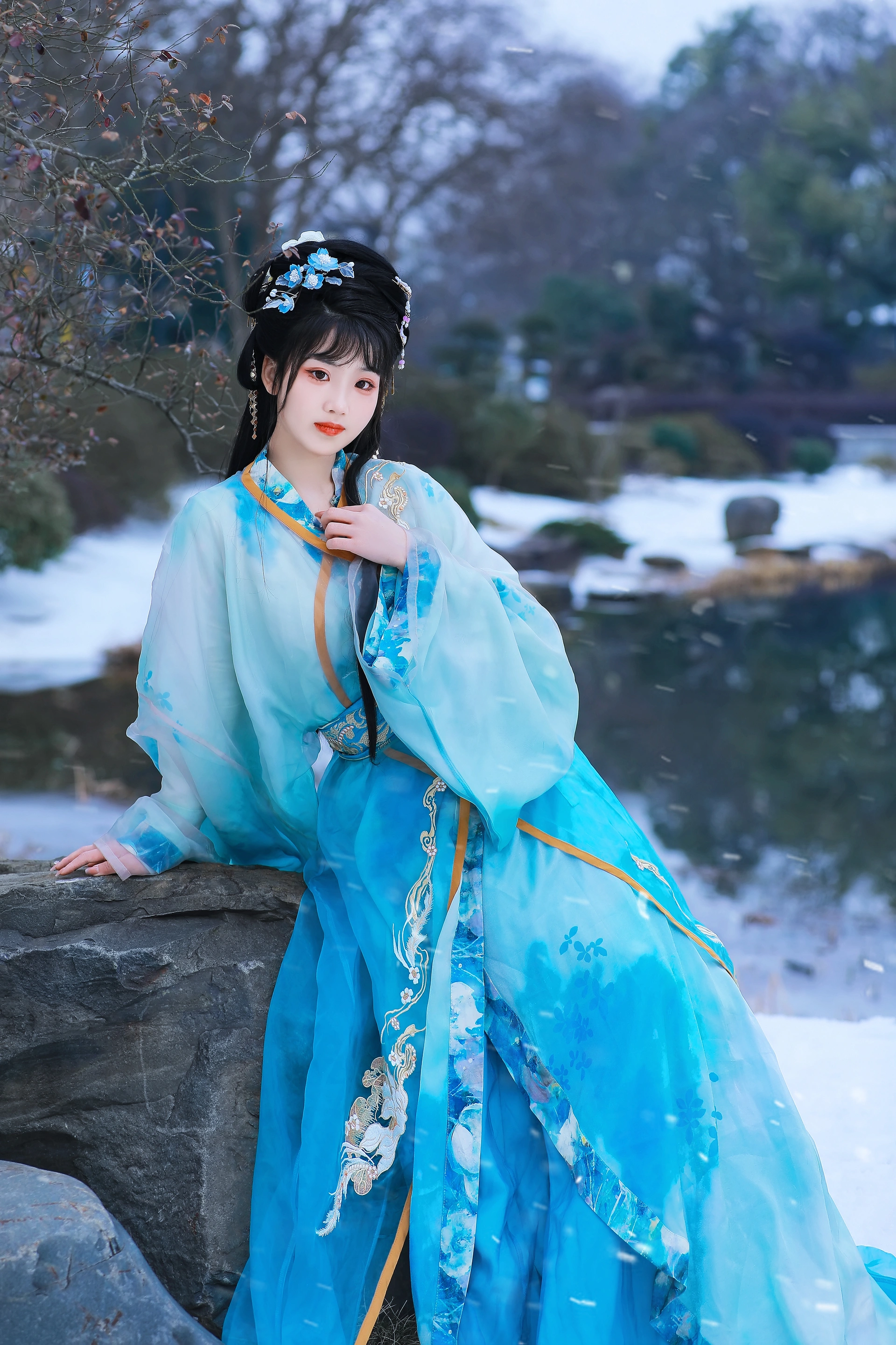 [YITUYU艺图语]2025.03.05 寒江雪 周周Ay 2